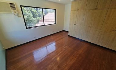 300 sqm 5BR Townhouse for Rent at White Plains Subdivision, Quezon City