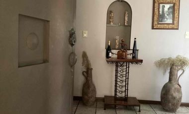 Rento Departamento Amueblado en Primero piso de 3 recámaras en la  Colonia Gabriel Pastor