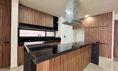 CASA NUEVA EN LOMAS DE ANGELOPOLIS