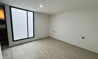 CASA NUEVA EN LOMAS DE ANGELOPOLIS