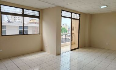Departamento en Alquiler en el Centro de Guayaquil, 3 Habitaciones, 2 Baños, Centro Guayaquil