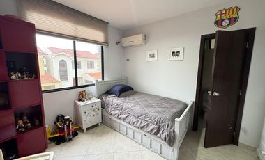 Casa en Venta en La Urb. Boreal Km 3.5 Via a Samborondon