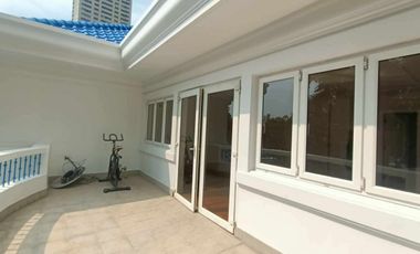 VERY RARE House and Lot for Sale inside Palladium Subdivision Mandaluyong
