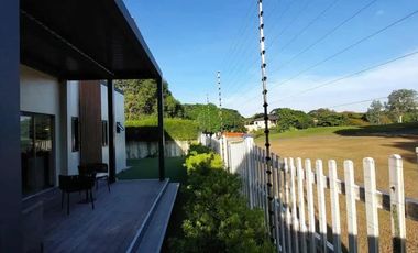 Modern Two Bedroom Fairway House Orchard Avenue, Orchard Golf & Country Club