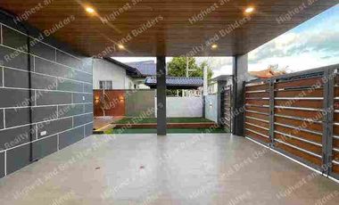 Modern House in Tierra El Sol Subdivision by Master Broker July de Vera