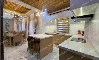 Modern House in Tierra El Sol Subdivision by Master Broker July de Vera