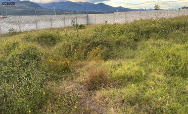 Terrenos de venta en Cotacachi, a 350 metros del Redondel de Las Banderas