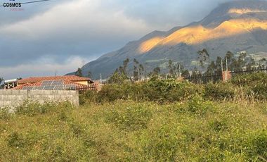 Terrenos de venta en Cotacachi, a 350 metros del Redondel de Las Banderas