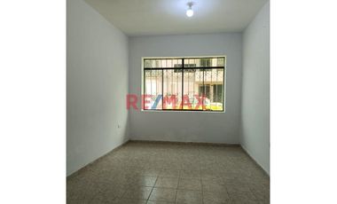 Casa Comercial En Comas