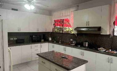 CASA DE VENTA EN LA PUNTILLA - SAMBORONDÓN