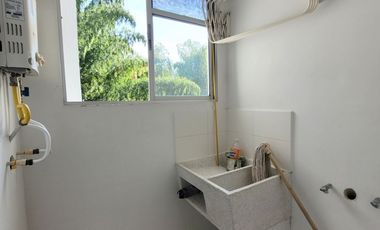 SE VENDE APARTAMENTO EN LA AV SUR, SECTOR EL NOGAL -CORALES.