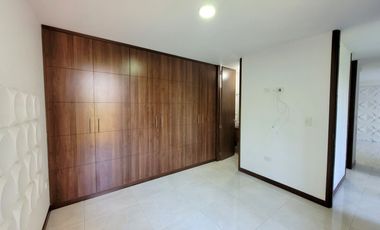 SE VENDE APARTAMENTO EN LA AV SUR, SECTOR EL NOGAL -CORALES.