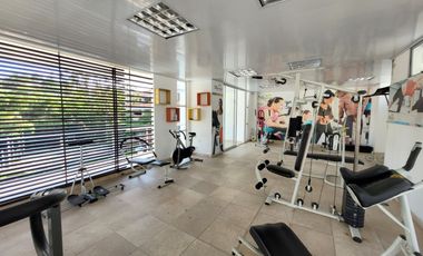 SE VENDE APARTAMENTO EN LA AV SUR, SECTOR EL NOGAL -CORALES.