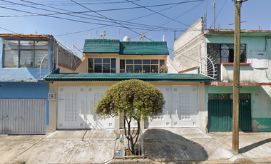 ¡¡EXCELENTE Y HERMOSA CASA EN REMATE BANCARIO!!