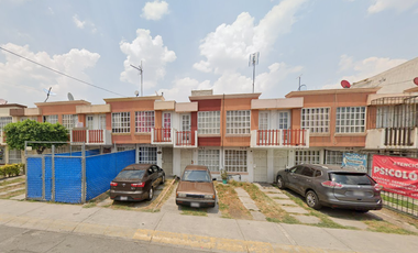 Gran Oportunidad: Dúplex en Bosques de Argentina a Precio de Remate