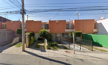 Gran Oportunidad: Dúplex en Bosques de Argentina a Precio de Remate