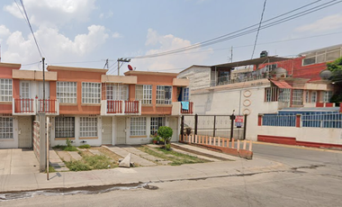 Gran Oportunidad: Dúplex en Bosques de Argentina a Precio de Remate