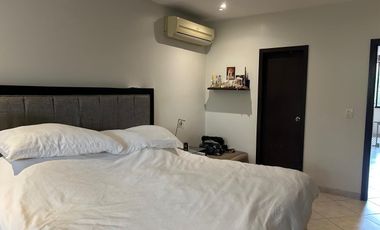 VENDO MUY LINDA CASA EN SAMBORONDÓN DE 3 DORMITORIOS