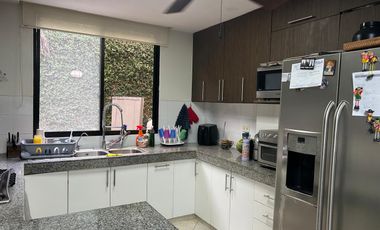 VENDO MUY LINDA CASA EN SAMBORONDÓN DE 3 DORMITORIOS