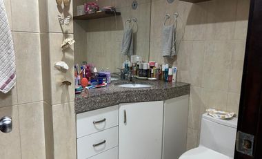 VENDO MUY LINDA CASA EN SAMBORONDÓN DE 3 DORMITORIOS
