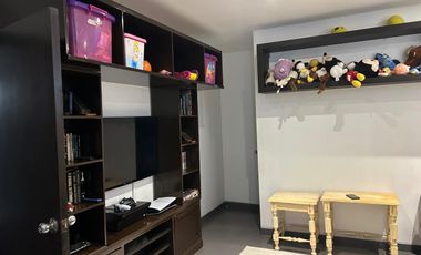 VENDO HERMOSA CASA EN SAMBORONDÓN DE 3 DORMITORIOS