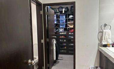 VENDO HERMOSA CASA EN SAMBORONDÓN DE 3 DORMITORIOS