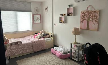 VENDO HERMOSA CASA EN SAMBORONDÓN DE 3 DORMITORIOS