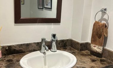 VENDO HERMOSA CASA EN SAMBORONDÓN DE 3 DORMITORIOS