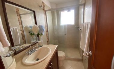 Amplia Casa de 3 Pisos en el norte de armenia Lote de 600 m² – Ideal para Familia o Inversión