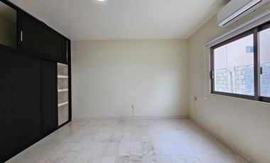 VENDO CASA EN LA RIVIERA VERACRUZANA, LADO MAR CON PLAYA PRIVADA