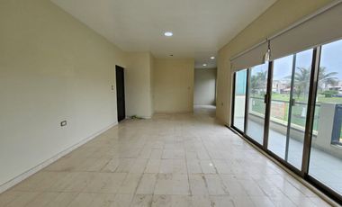 VENDO CASA EN LA RIVIERA VERACRUZANA, LADO MAR CON PLAYA PRIVADA