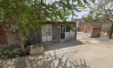 Casa en avenida San Pablo, Fraccionamiento Santa Fe, Nayarit, México. ¡NO CRÉDITOS!