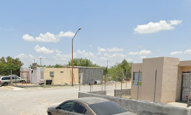 Casa de Recuperación Bancaria en AVENIDA 2, , FRAC. VALLES DE ANÁHUAC, NUEVO LAREDO TAMAULIPAS ✨🏡