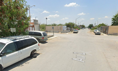 Casa de Recuperación Bancaria en AVENIDA 2, , FRAC. VALLES DE ANÁHUAC, NUEVO LAREDO TAMAULIPAS ✨🏡