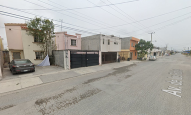 Casa de Recuperación Bancaria en  AVE. DE LOS ROBLES NUM.-237, , FRAC. VILLA FLORIDA, SECC. A, REYNOSA TAMAULIPAS✨🏡