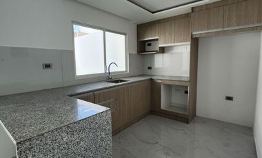 Casa NUEVA en venta – Tramo II vía Circunvalación, MANTA