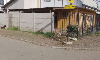SE VENDE CASA SAN JAVIER 2 PISOS
