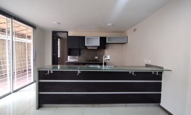 Apartamento en arriendo en Alto Prado.