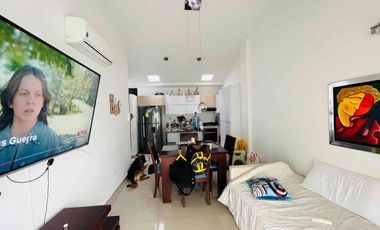 Casa Comercial con Apto Independiente sobre la calle 7 en la Gaitana