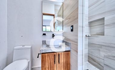 Casa en Venta en Cancún en Residencial Rio con 4 Recámaras y Alberca