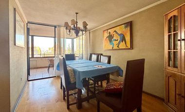 Se Vende 3 Dormitorios + Servicio + 2 Estacionamientos. Providencia