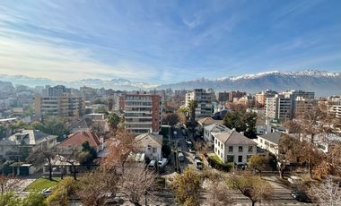 Se Vende 3 Dormitorios + Servicio + 2 Estacionamientos. Providencia