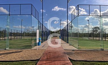 Casa en Venta en Cancún en Residencial Rio con 4 Recámaras y Alberca