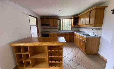 SE ARRIENDA FINCA EN EL TABLAZO. RIONEGRO