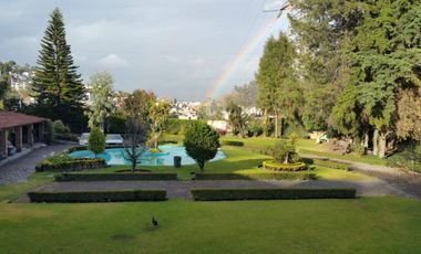 se vende casa en Vista del Valle Naucalpan de 3,000m2