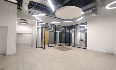 Oficina en arriendo en Alto Prado.