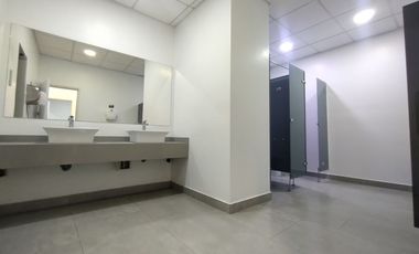 Oficina en arriendo en Alto Prado.