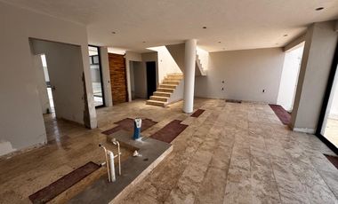 Casa en Venta $4,100,000.00 dentro del Coto Seneca, El Campestre Residencial, CP.45221 en Zapopan, Jalisco, México