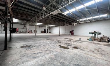 SE VENDE BODEGA CON SUBESTACION ELECTRICA