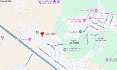 Casa ubicada en colonia Agua Escondida, Jalisco. Con 4 recamaras y 760m2. A unos minutos de Aeroclub Chapala.